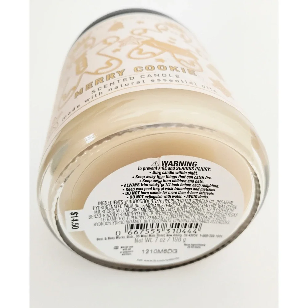 Bath & Body Works Scented Candle 7 oz Cream Merry Cookie Single Wick Holiday